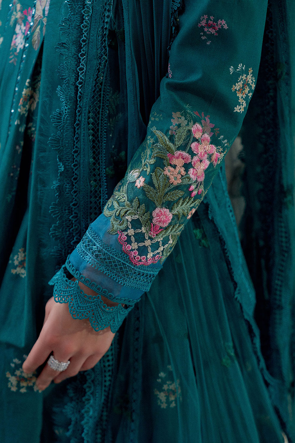 Sobia Nazir | Luxury Lawn Eid 26 | 10B - by Libasekhas UK - Registered Vendor of : Sobia Nazir - 100% Original Designer Dress