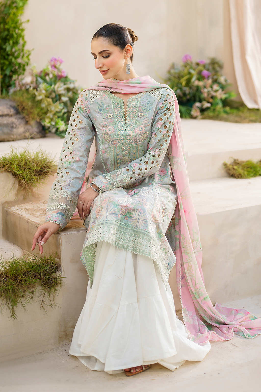Iznik | Festive lawn 24 | SFL-07 - by - Libasekhas UK - Registered Vendor of : Iznik - 100% Original Designer Dresss