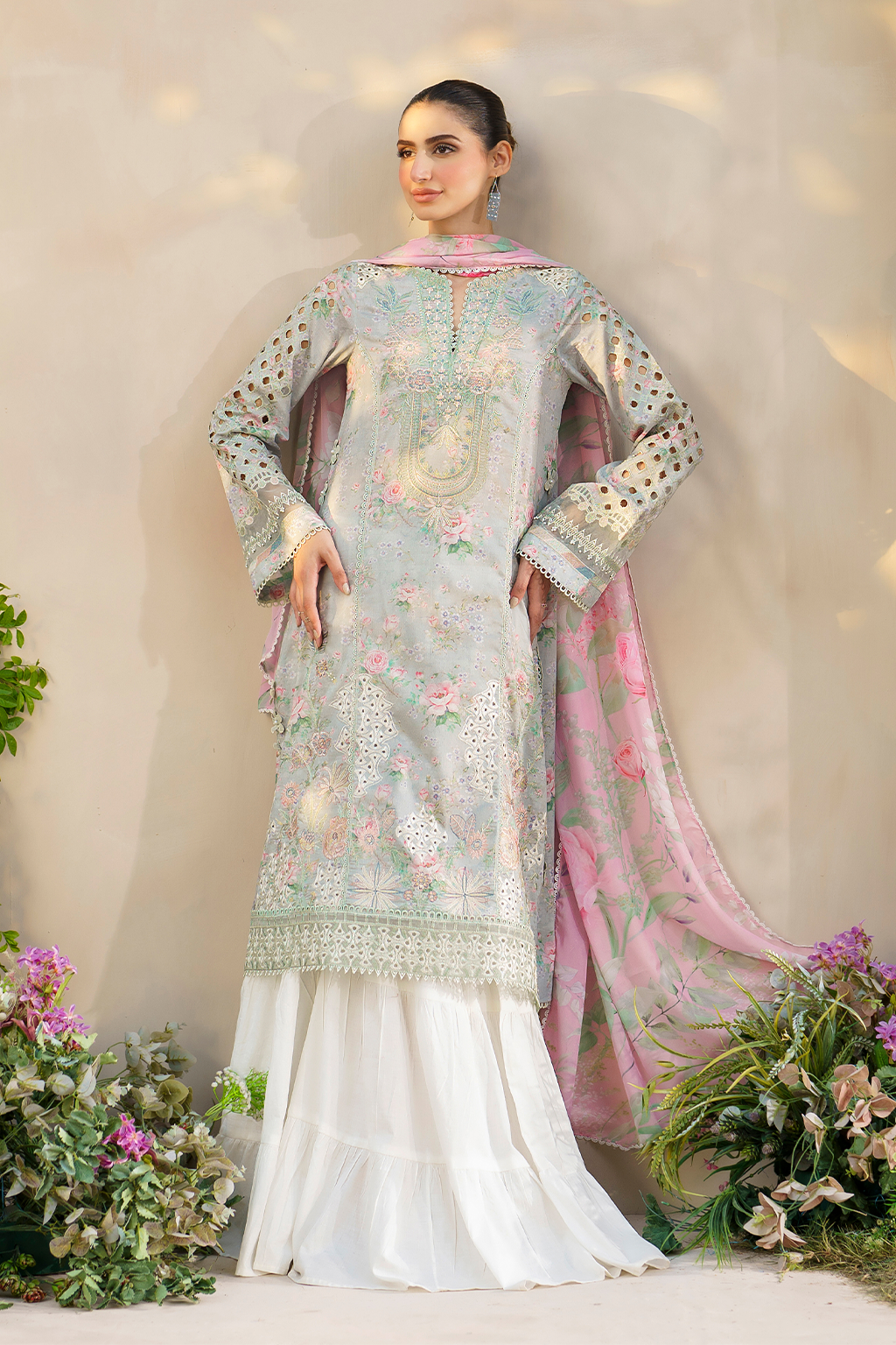 Iznik | Festive lawn 24 | SFL-07 - by - Libasekhas UK - Registered Vendor of : Iznik - 100% Original Designer Dresss