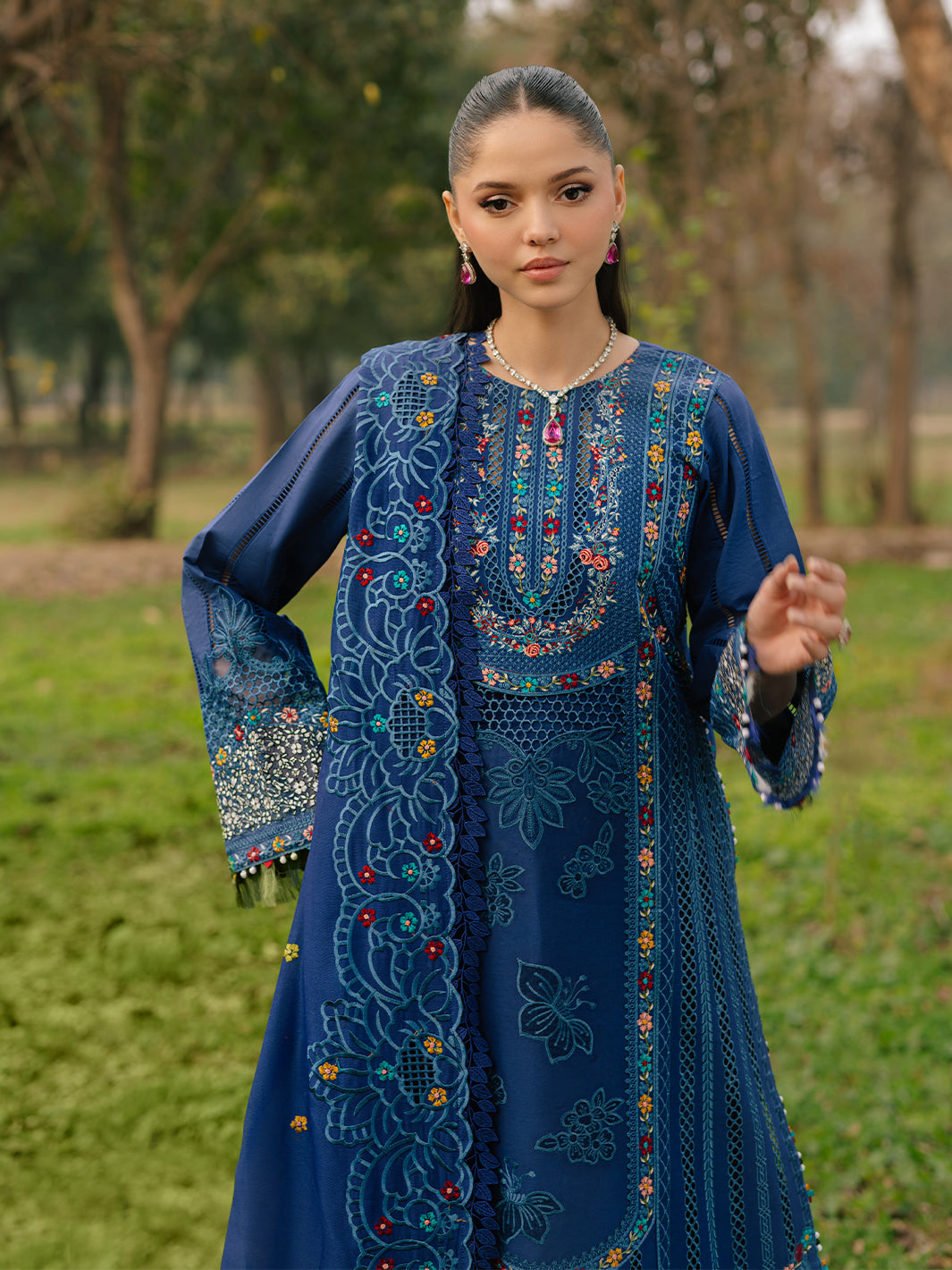 Bin Ilyas | Freesia Embroidered Lawn 25 | 102 - B - by - Libasekhas UK - Registered Vendor of : Bin Ilyas - 100% Original Designer Dresss