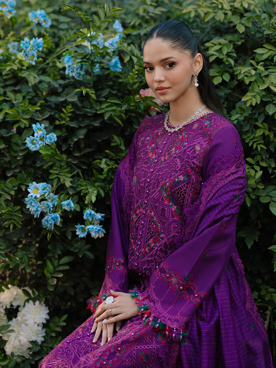 Bin Ilyas | Freesia Embroidered Lawn 25 | 105 - B - by - Libasekhas UK - Registered Vendor of : Bin Ilyas - 100% Original Designer Dresss