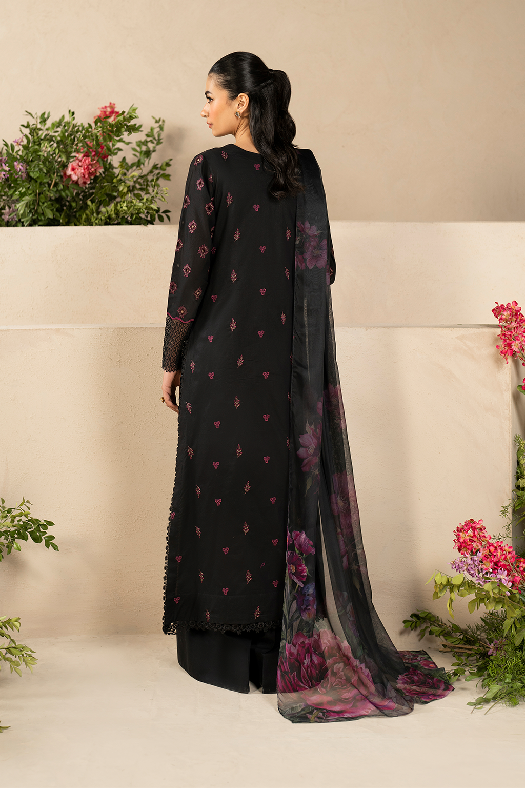 Iznik | Festive Lawn 25 | EFL-03 - by - Libasekhas UK - Registered Vendor of : Iznik - 100% Original Designer Dresss