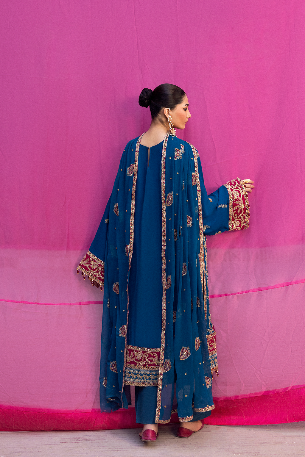 Emaan Adeel I The Empress Wedding Formals I VELANIS - by Libasekhas UK - Registered Vendor of : Emaan Adeel - 100% Original Designer Dress