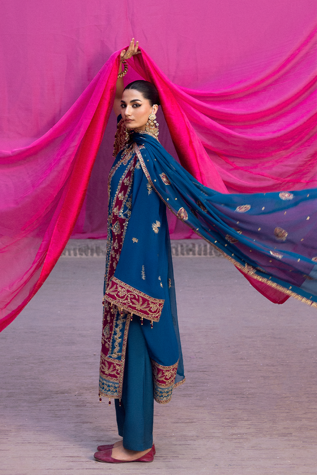 Emaan Adeel I The Empress Wedding Formals I VELANIS - by Libasekhas UK - Registered Vendor of : Emaan Adeel - 100% Original Designer Dress