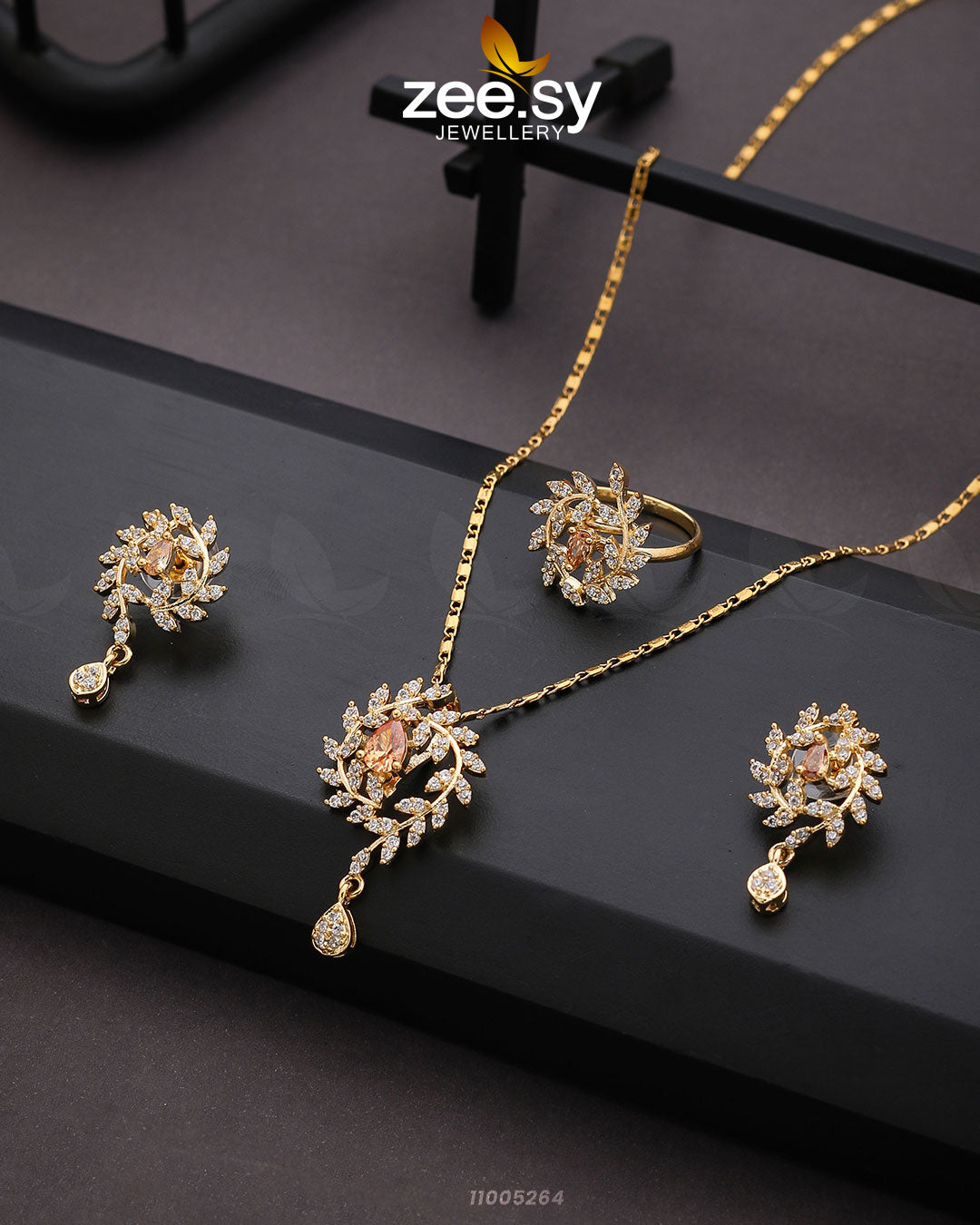Pendant-0100 - by - Libasekhas UK - Registered Vendor of : Zeesy - 100% Original Designer Dresss