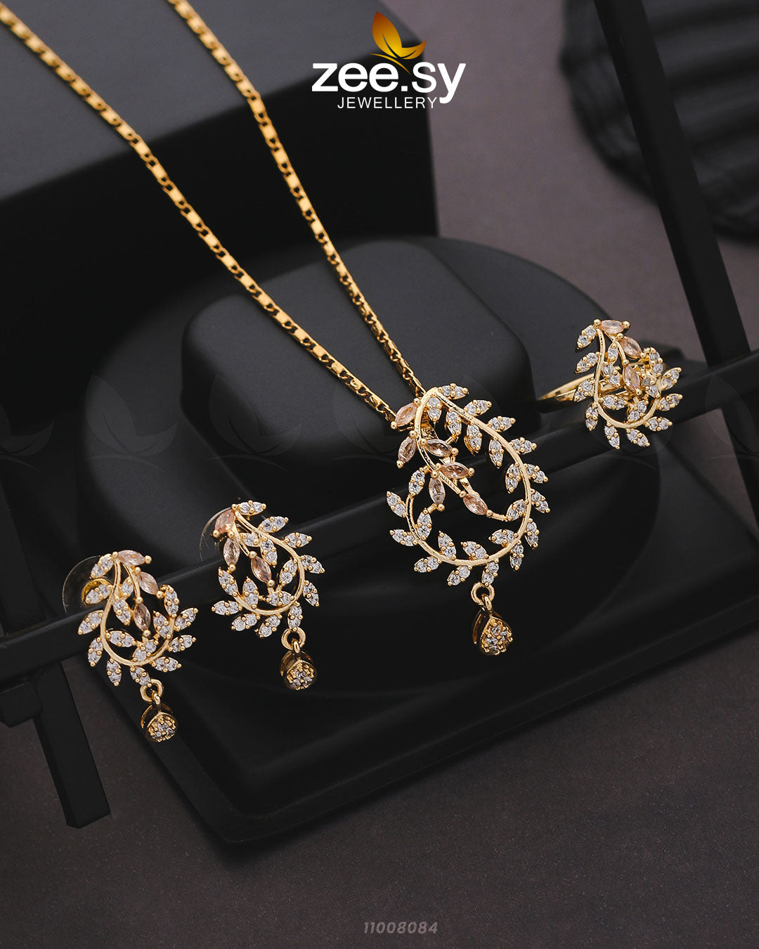 Pendant-0047 - by - Libasekhas UK - Registered Vendor of : Zeesy - 100% Original Designer Dresss