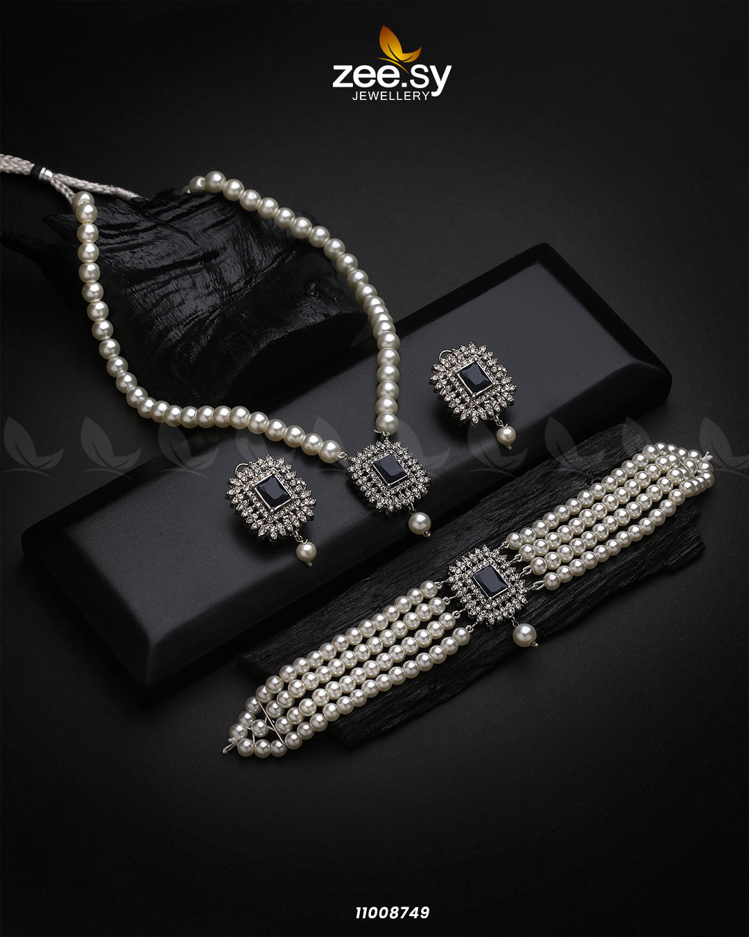 Necklace-1005 - by - Libasekhas UK - Registered Vendor of : Zeesy - 100% Original Designer Dresss