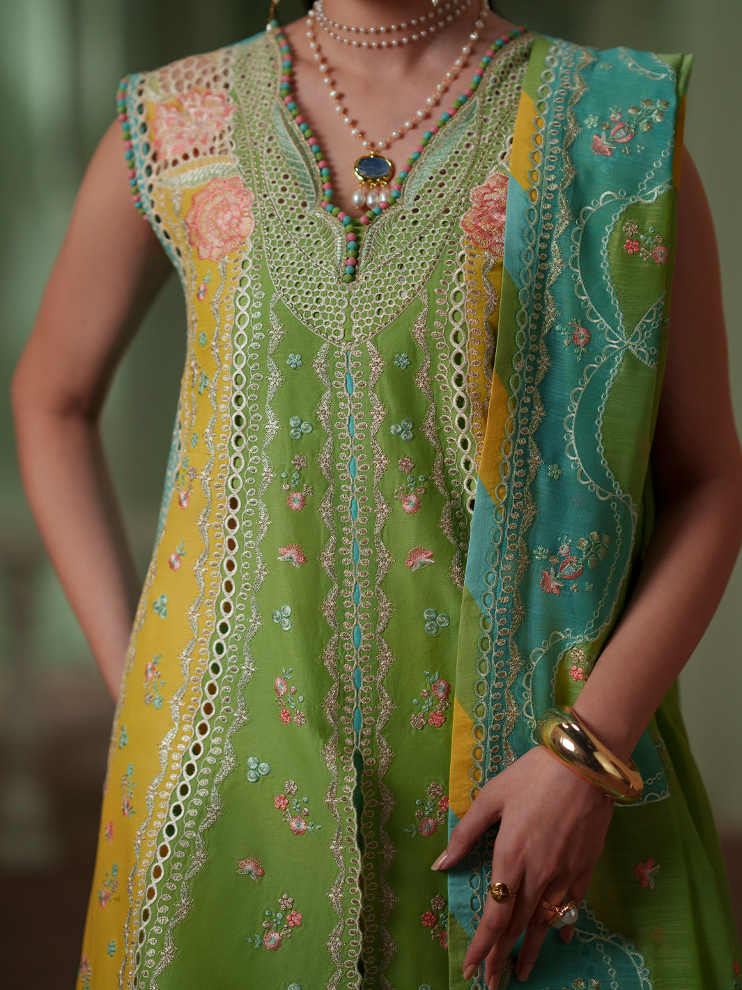 Bin Ilyas | Mashriq Luxury Lawn 26 | D-114-A - by Libasekhas UK - Registered Vendor of : Bin Ilyas - 100% Original Designer Dress