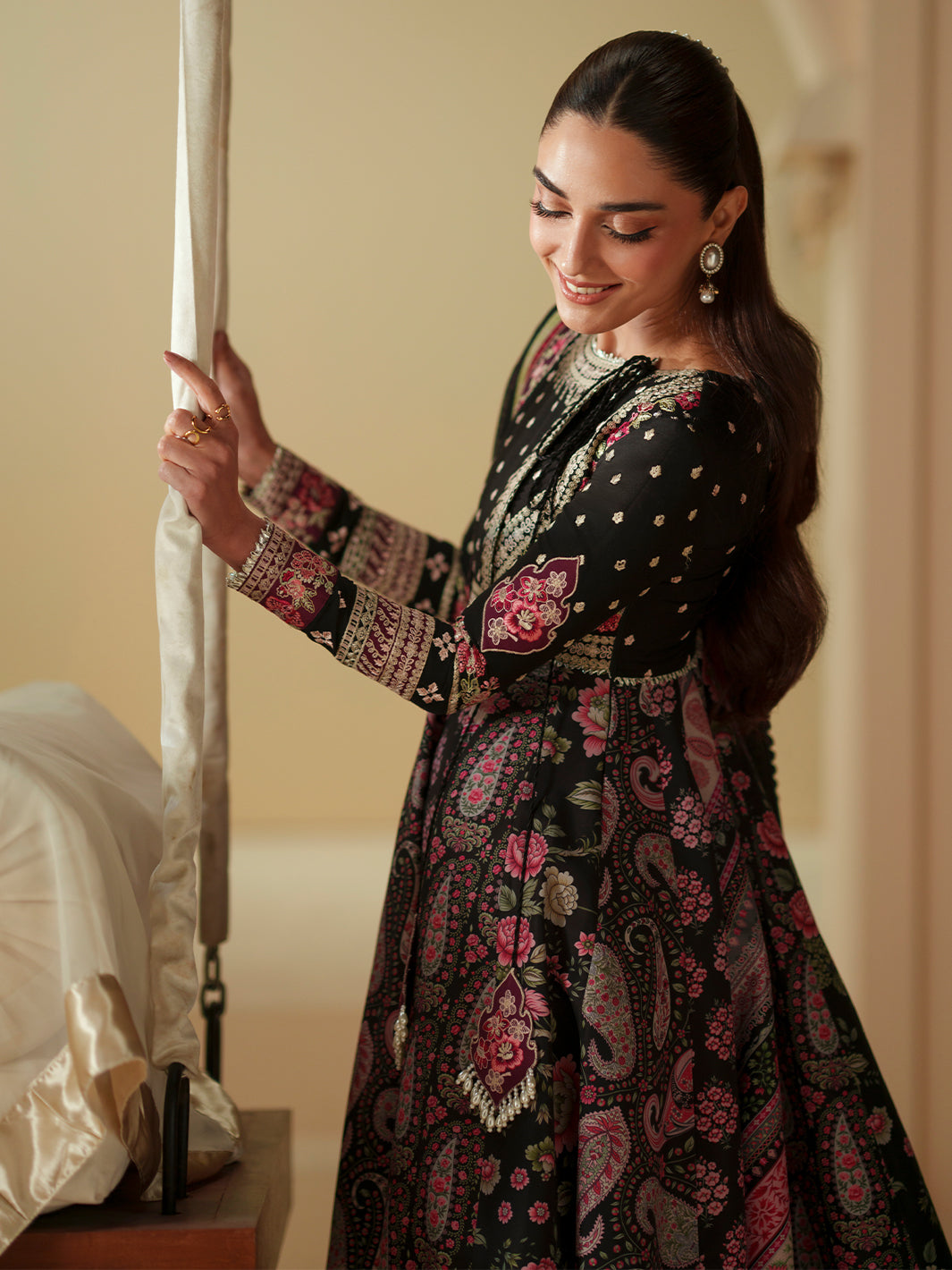 Bin Ilyas | Mashriq Luxury Lawn 26 | D-115-B - by Libasekhas UK - Registered Vendor of : Bin Ilyas - 100% Original Designer Dress