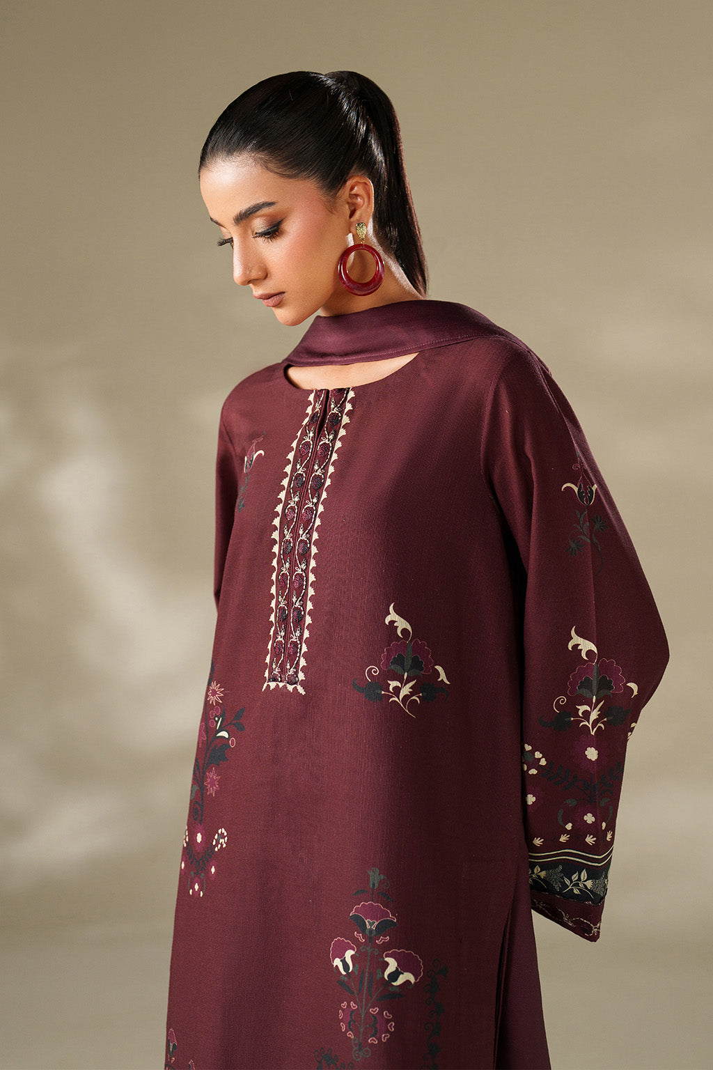 Iznik | Winter Chapter 25 | UE-570 Printed Khaddar - by Libasekhas UK - Registered Vendor of : Iznik - 100% Original Designer Dress