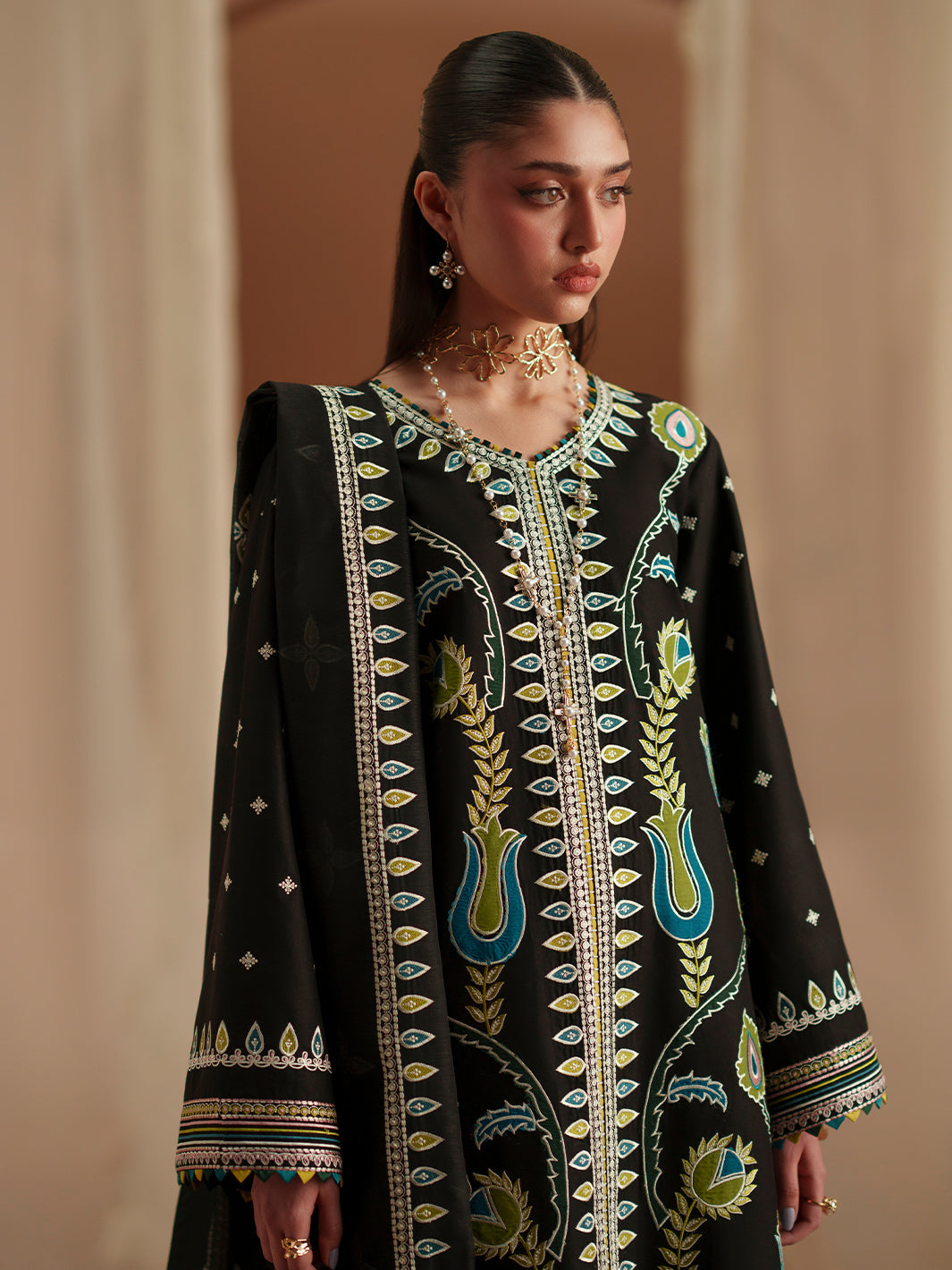 Bin Ilyas | Mashriq Luxury Lawn 26 | D-118-B - by Libasekhas UK - Registered Vendor of : Bin Ilyas - 100% Original Designer Dress