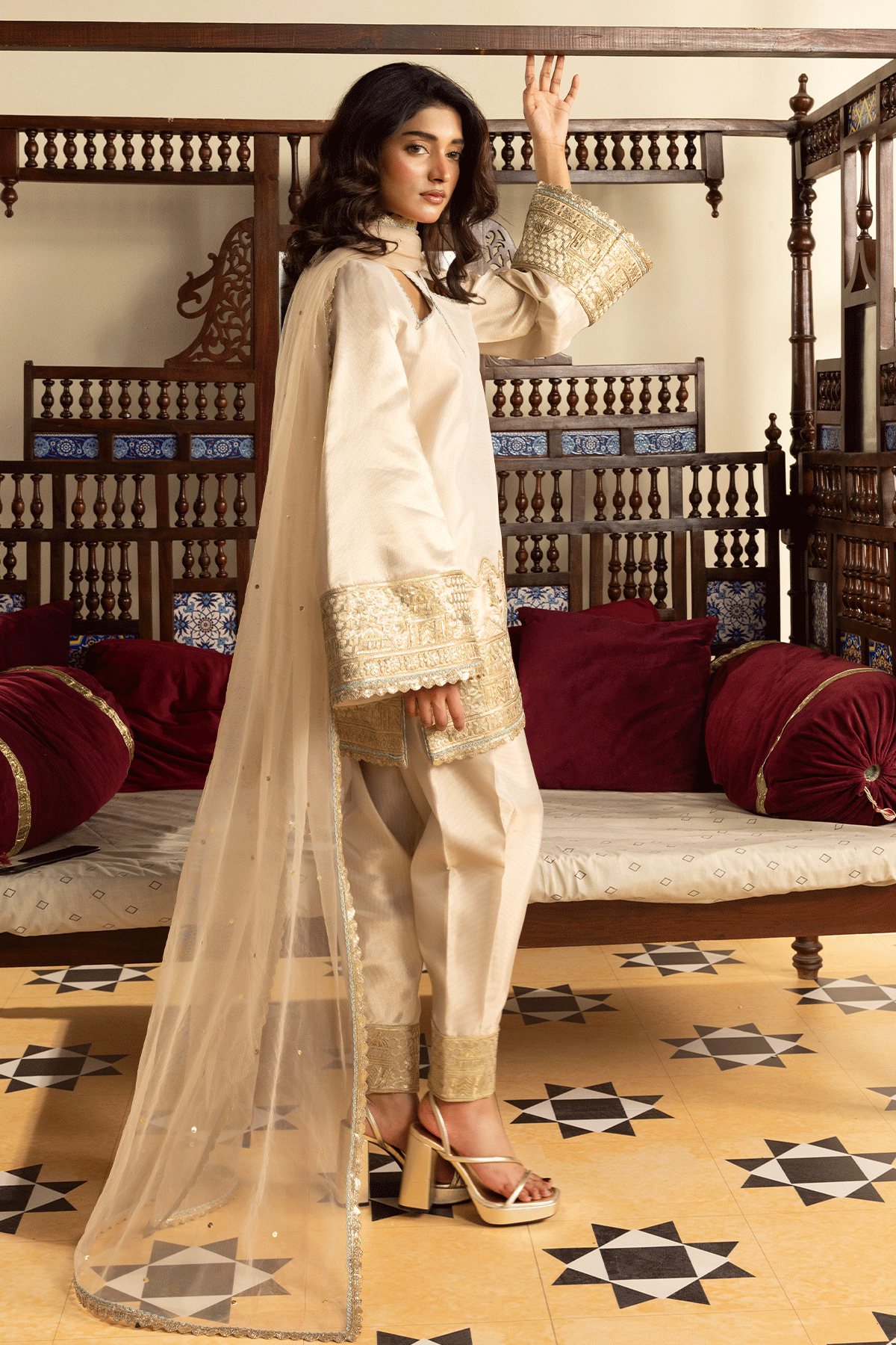Erum Khan | Intezar e Eid | Nazaakat - by Libasekhas UK - Registered Vendor of : Erum Khan - 100% Original Designer Dress