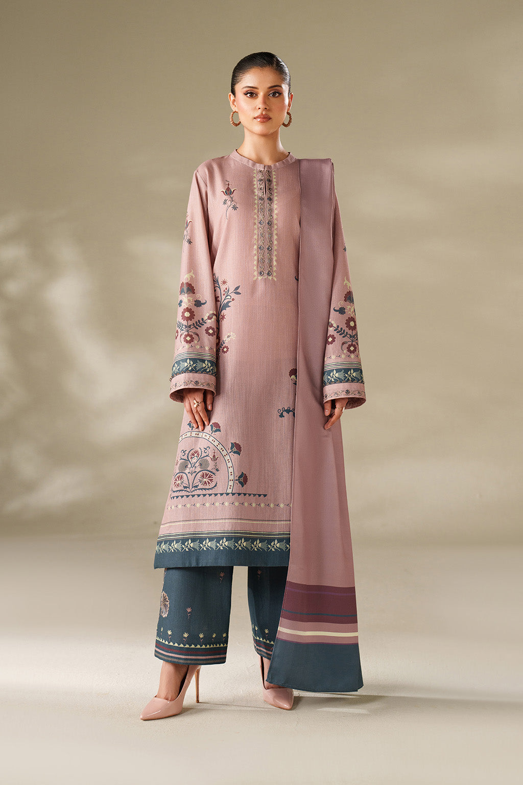 Iznik | Winter Chapter 25 | UE-569 Printed Khaddar - by Libasekhas UK - Registered Vendor of : Iznik - 100% Original Designer Dress