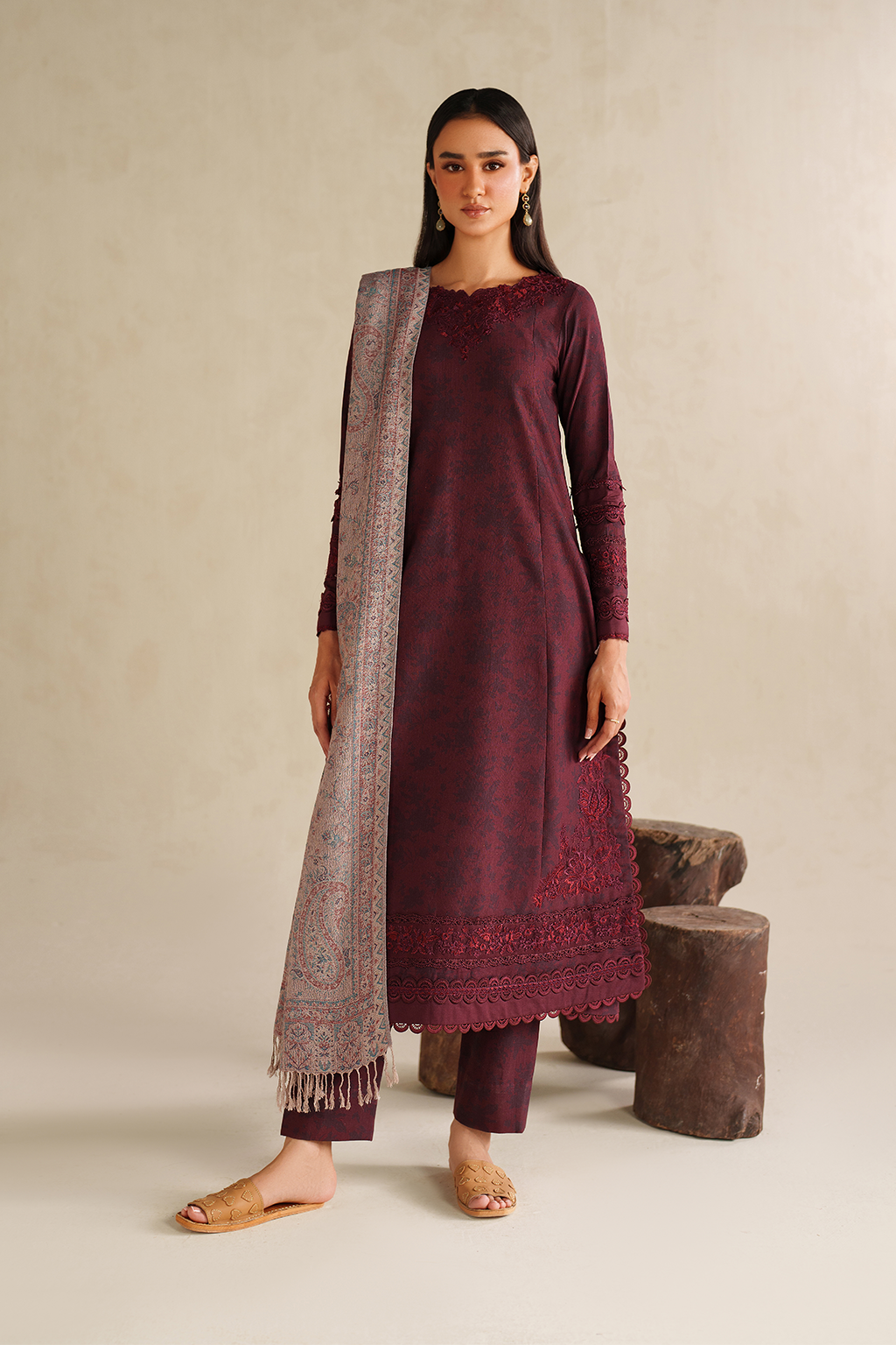 Iznik | Winter Chapter 25 | UE-590 Printed Khaddar - by Libasekhas UK - Registered Vendor of : Iznik - 100% Original Designer Dress