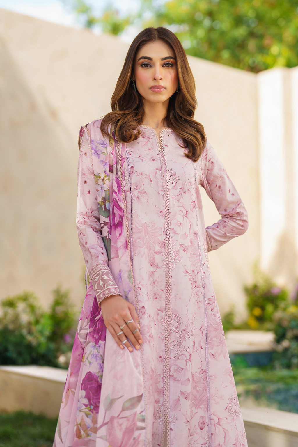 Iznik | Festive lawn 24 | SFL-06 - by - Libasekhas UK - Registered Vendor of : Iznik - 100% Original Designer Dresss