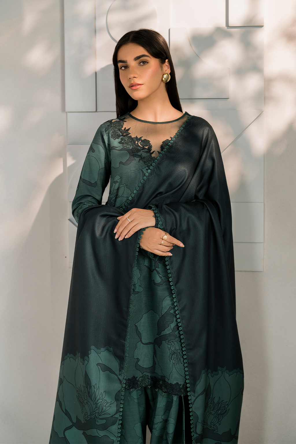 Iznik | Exclusive Winter | UE-352 - by - Libasekhas UK - Registered Vendor of : Iznik - 100% Original Designer Dresss