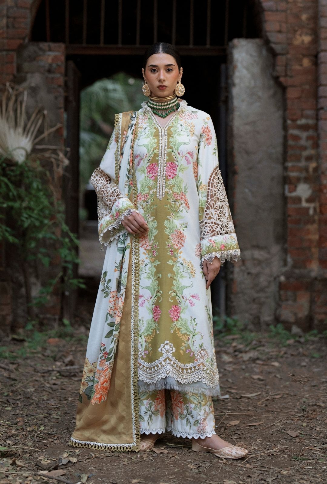 AJR Couture | Sard Sham | Gulrukh - by Libasekhas UK - Registered Vendor of : AJR Couture - 100% Original Designer Dress