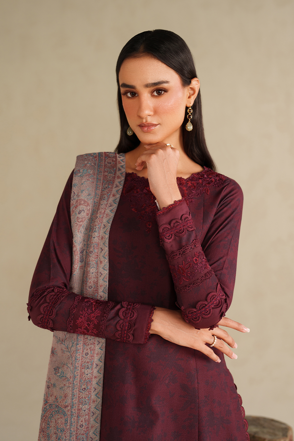 Iznik | Winter Chapter 25 | UE-590 Printed Khaddar - by Libasekhas UK - Registered Vendor of : Iznik - 100% Original Designer Dress