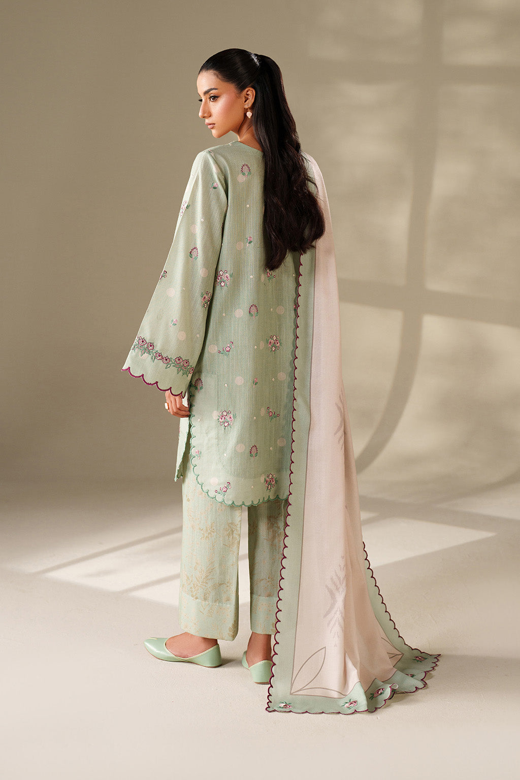 Iznik | Winter Chapter 25 | UE-563 Printed Khaddar - by Libasekhas UK - Registered Vendor of : Iznik - 100% Original Designer Dress