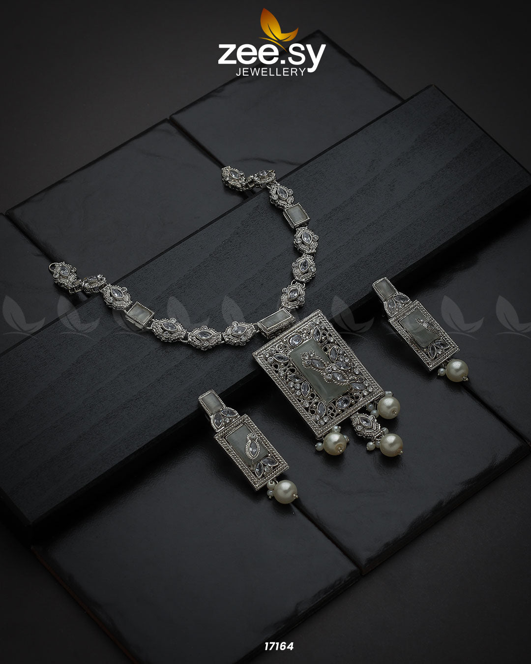 Majestic Gems Necklace - by - Libasekhas UK - Registered Vendor of : Zeesy - 100% Original Designer Dresss
