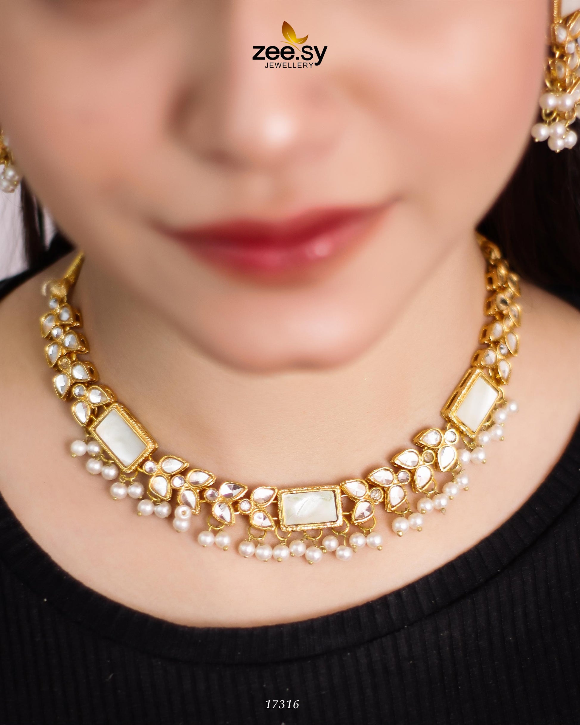 Stunning Necklace - by - Libasekhas UK - Registered Vendor of : Zeesy - 100% Original Designer Dresss