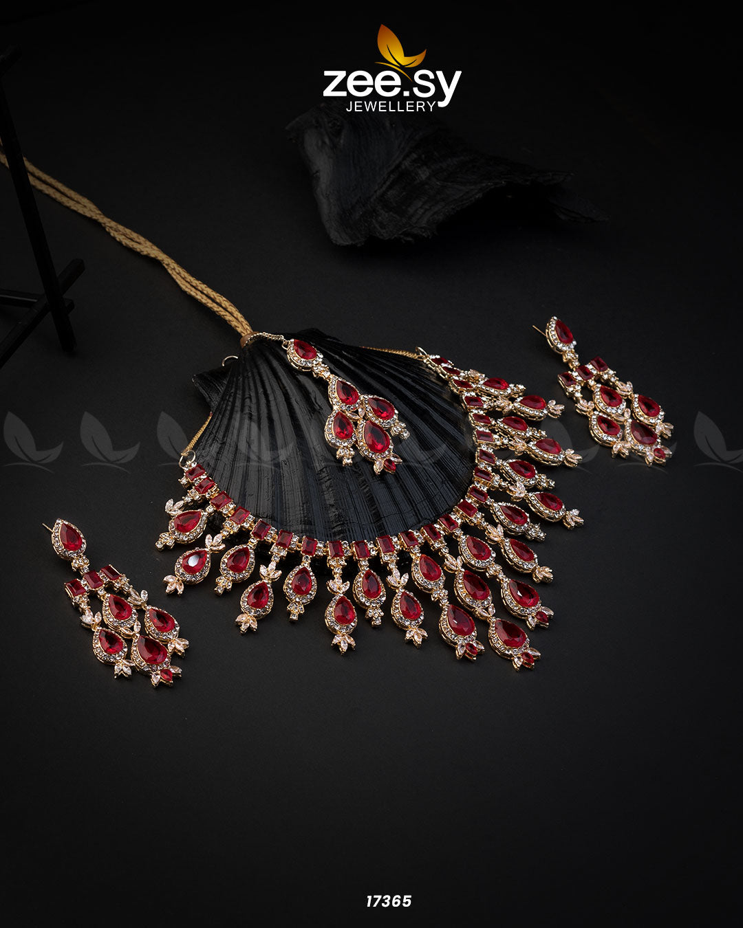 Gorgeous Necklace - by - Libasekhas UK - Registered Vendor of : Zeesy - 100% Original Designer Dresss