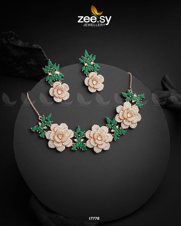 Classic Necklace - by - Libasekhas UK - Registered Vendor of : Zeesy - 100% Original Designer Dresss