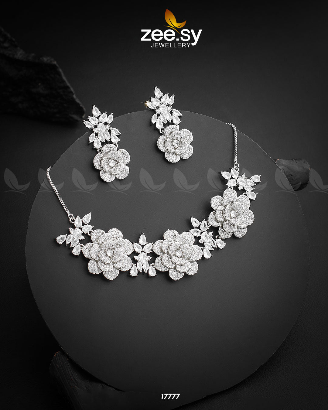 Classic Necklace - by - Libasekhas UK - Registered Vendor of : Zeesy - 100% Original Designer Dresss