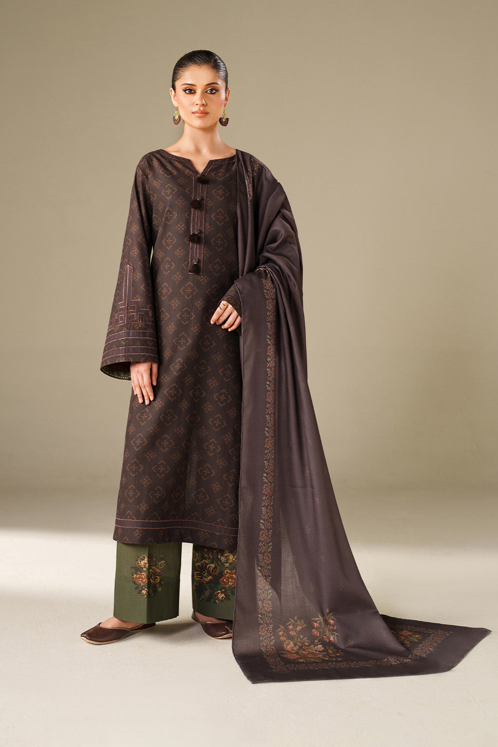Iznik | Winter Chapter 25 | UE-564 Printed Khaddar - by Libasekhas UK - Registered Vendor of : Iznik - 100% Original Designer Dress