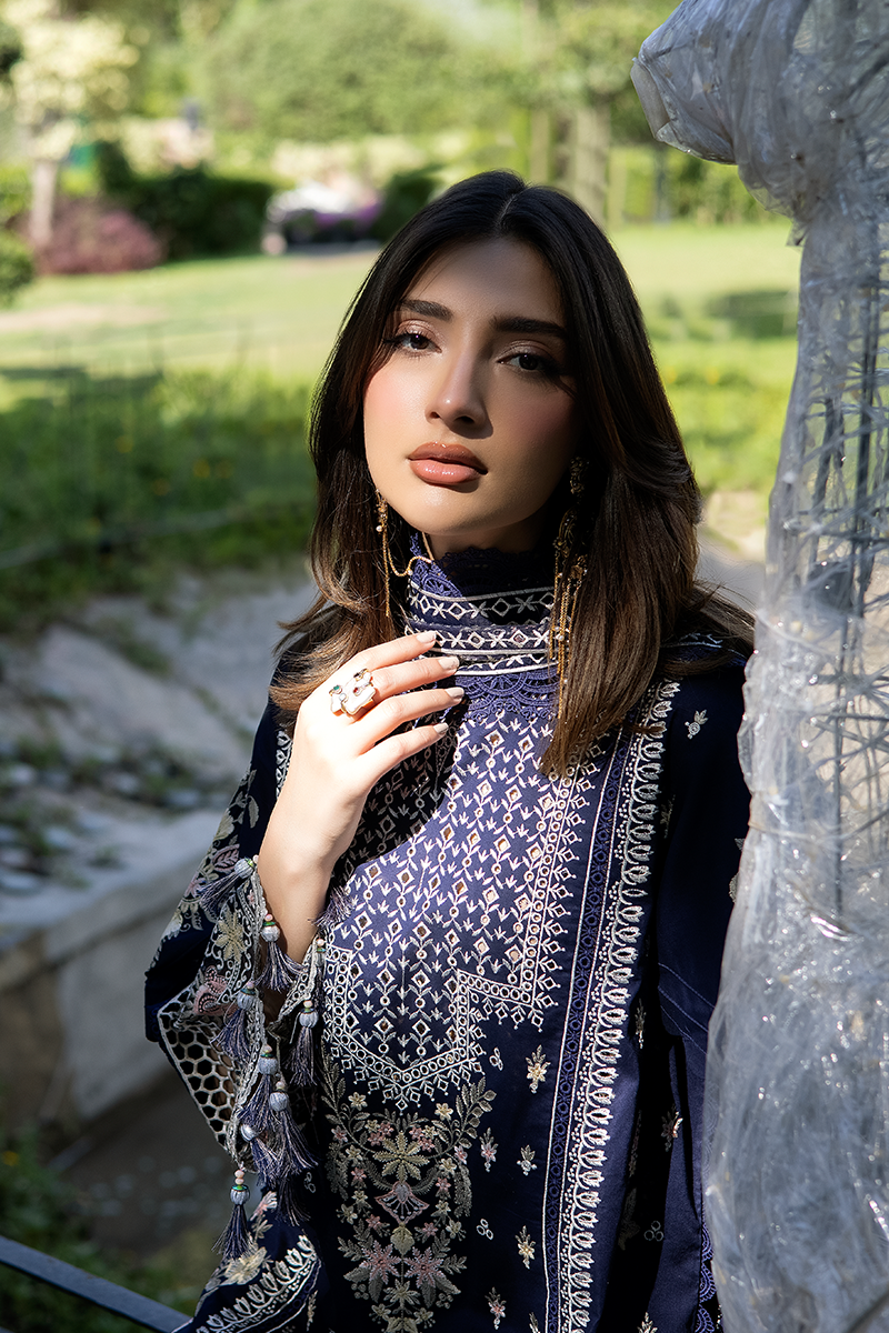 Raeesa Premium | Amani Lawn 26 | AM-002 ZENVY - by Libasekhas - Registered Vendor of : Raeesa Premium - 100% Original Designer Dress