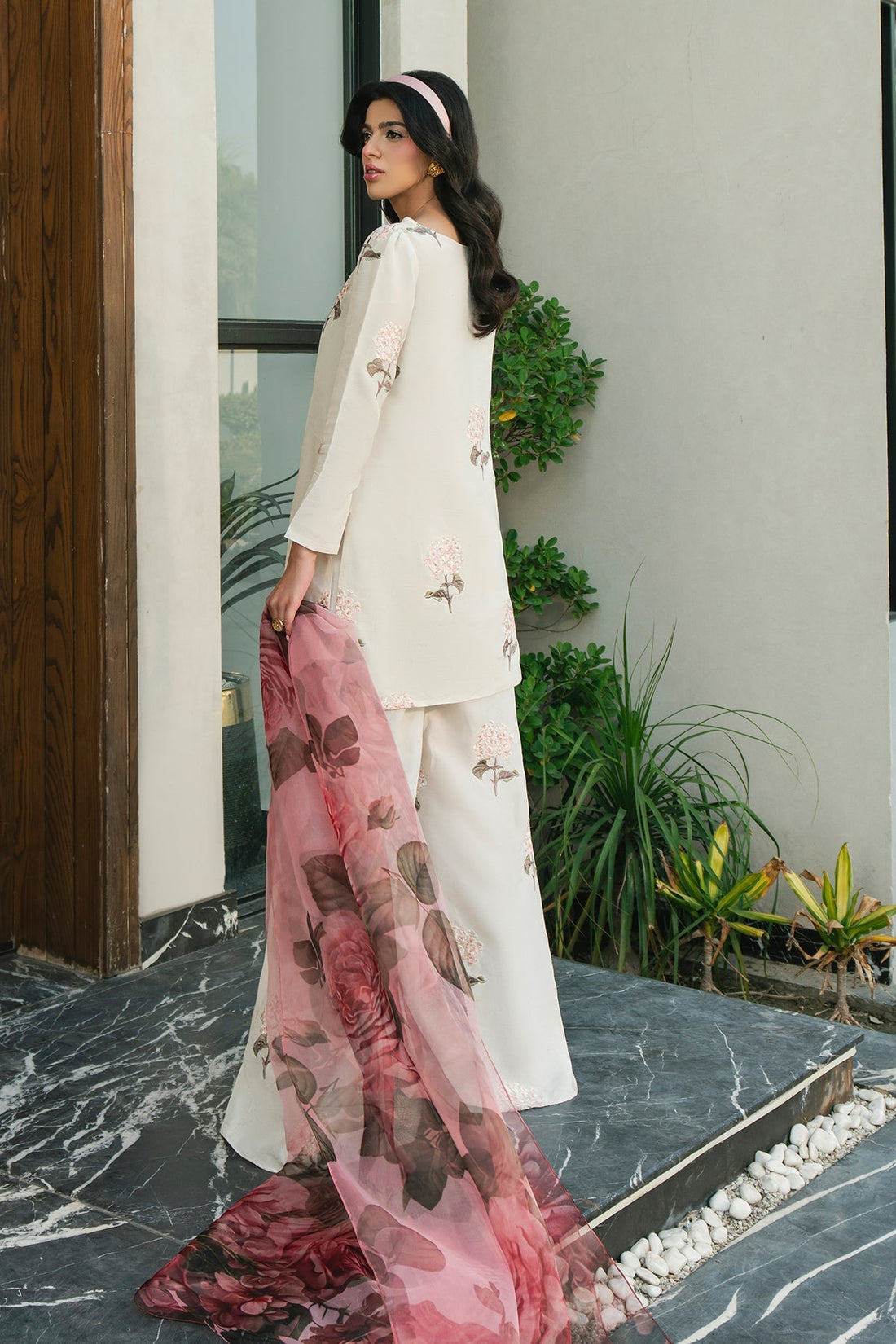 Fahad Hussayn | Lawn Banger | Peony - by - Libasekhas UK - Registered Vendor of : Erum Khan - 100% Original Designer Dresss