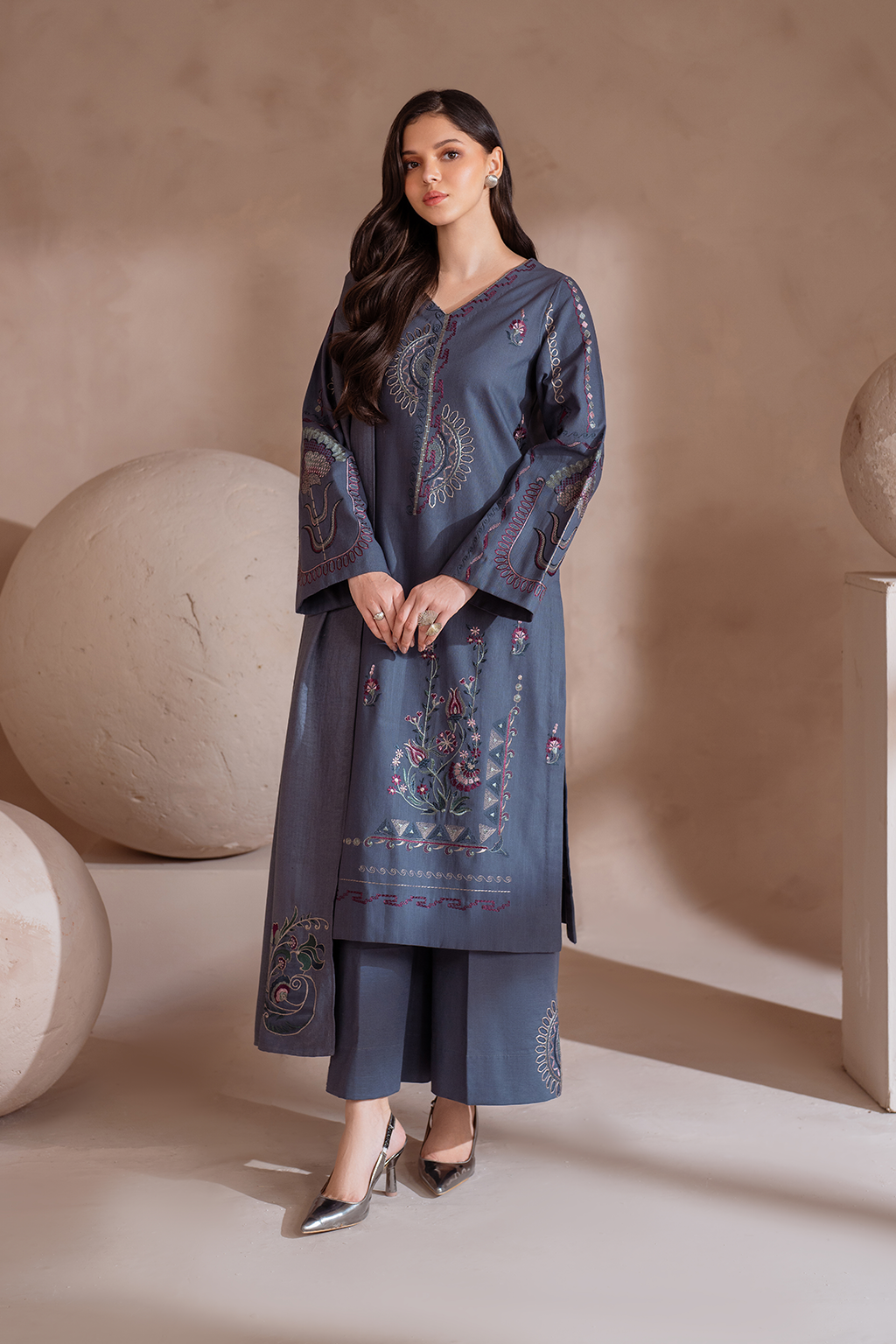 Iznik | Exclusive Winter | UE-360 - by - Libasekhas UK - Registered Vendor of : Iznik - 100% Original Designer Dresss