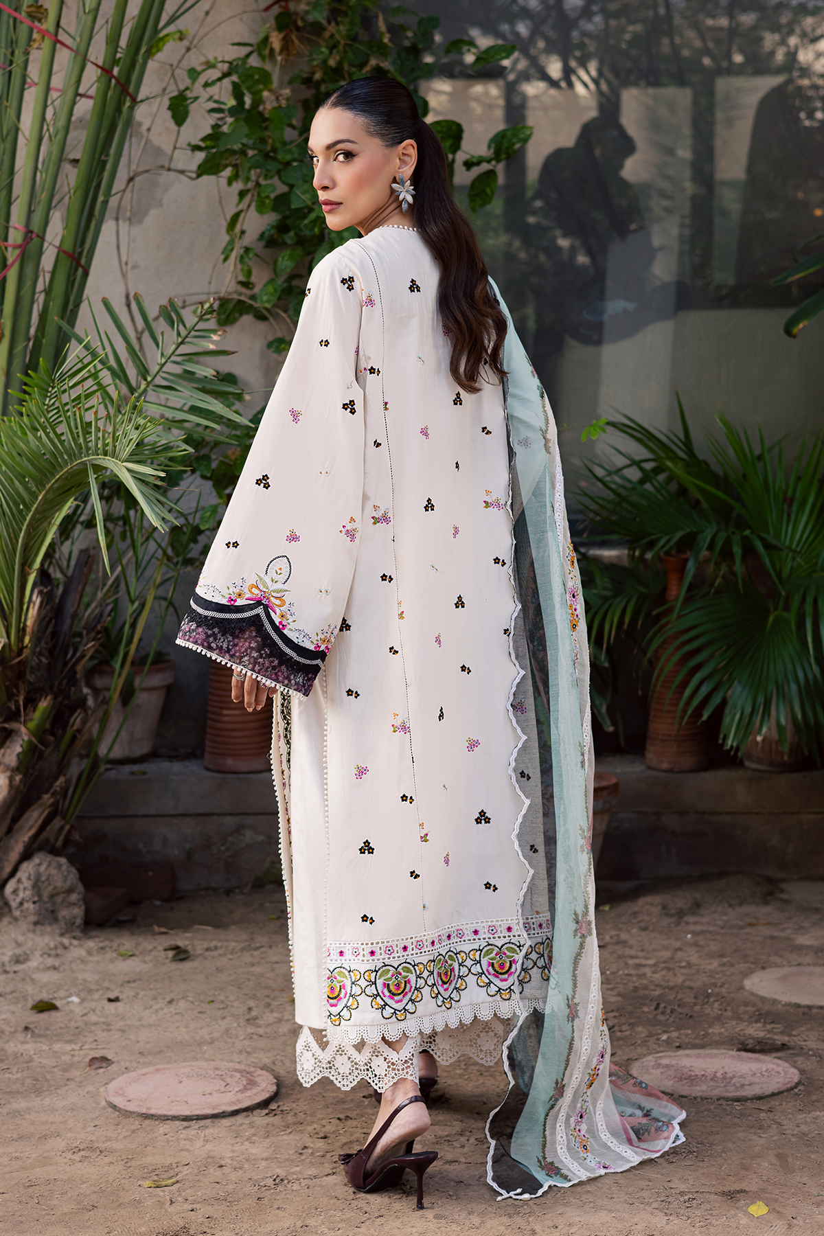 Zarposh | Celia Luxury Lawn 26 | ZARMIN - by Libasekhas UK - Registered Vendor of : Zarposh - 100% Original Designer Dress