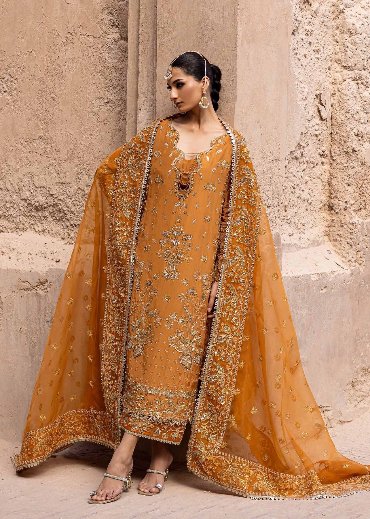 Akbar Aslam | Dastaan Luxury Formals | Zarmisha - by - Libasekhas UK - Registered Vendor of : Akbar Aslam - 100% Original Designer Dresss