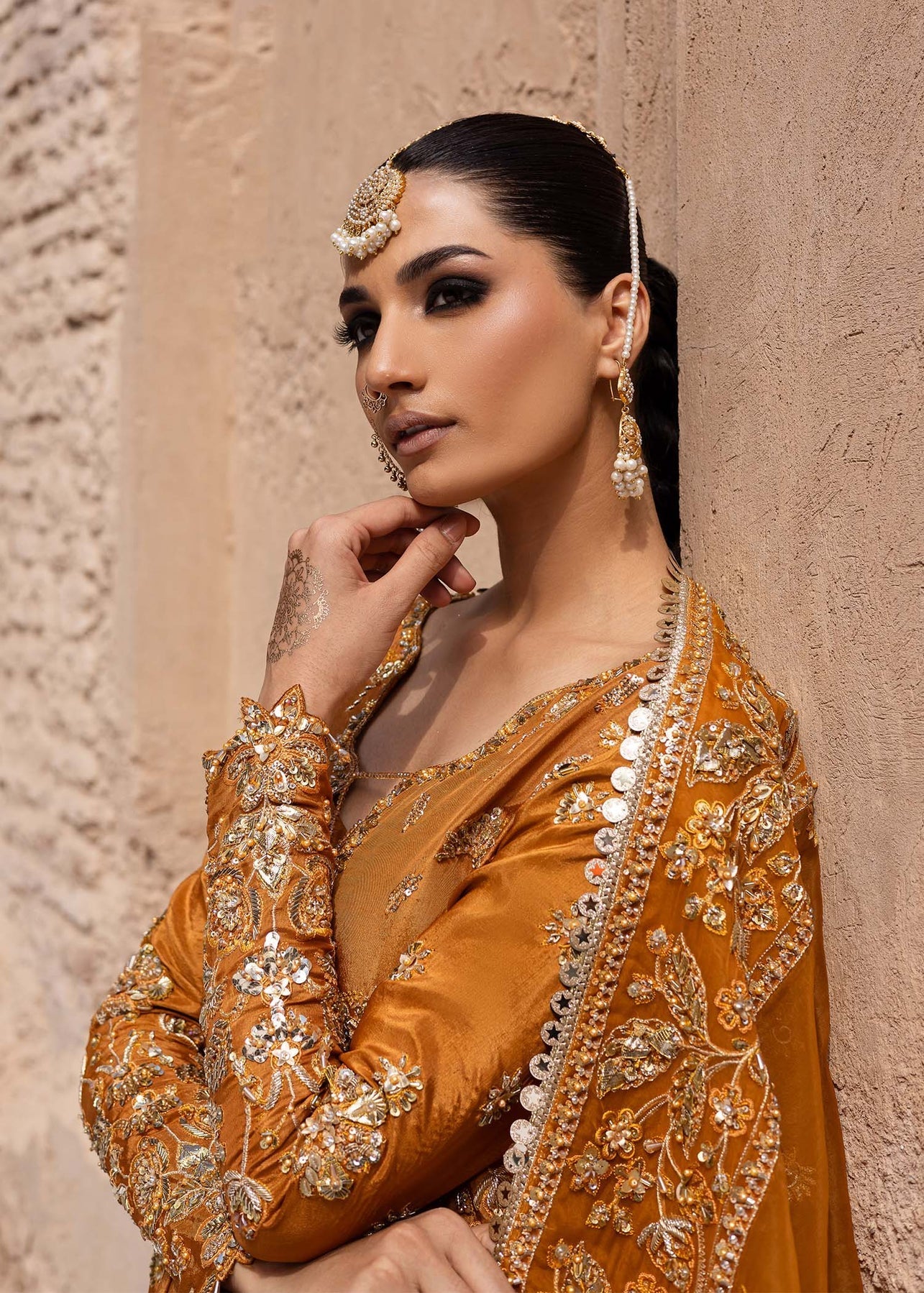 Akbar Aslam | Dastaan Luxury Formals | Zarmisha - by - Libasekhas UK - Registered Vendor of : Akbar Aslam - 100% Original Designer Dresss