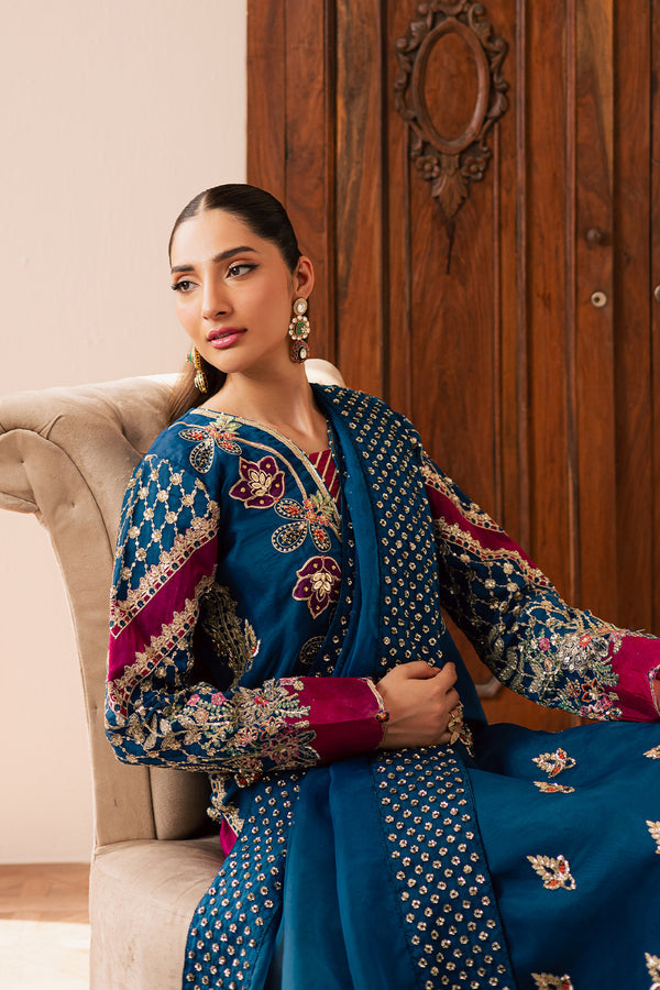 Emaan Adeel I Suave Luxury Formals I AVOIR - by Libasekhas UK - Registered Vendor of : Emaan Adeel - 100% Original Designer Dress