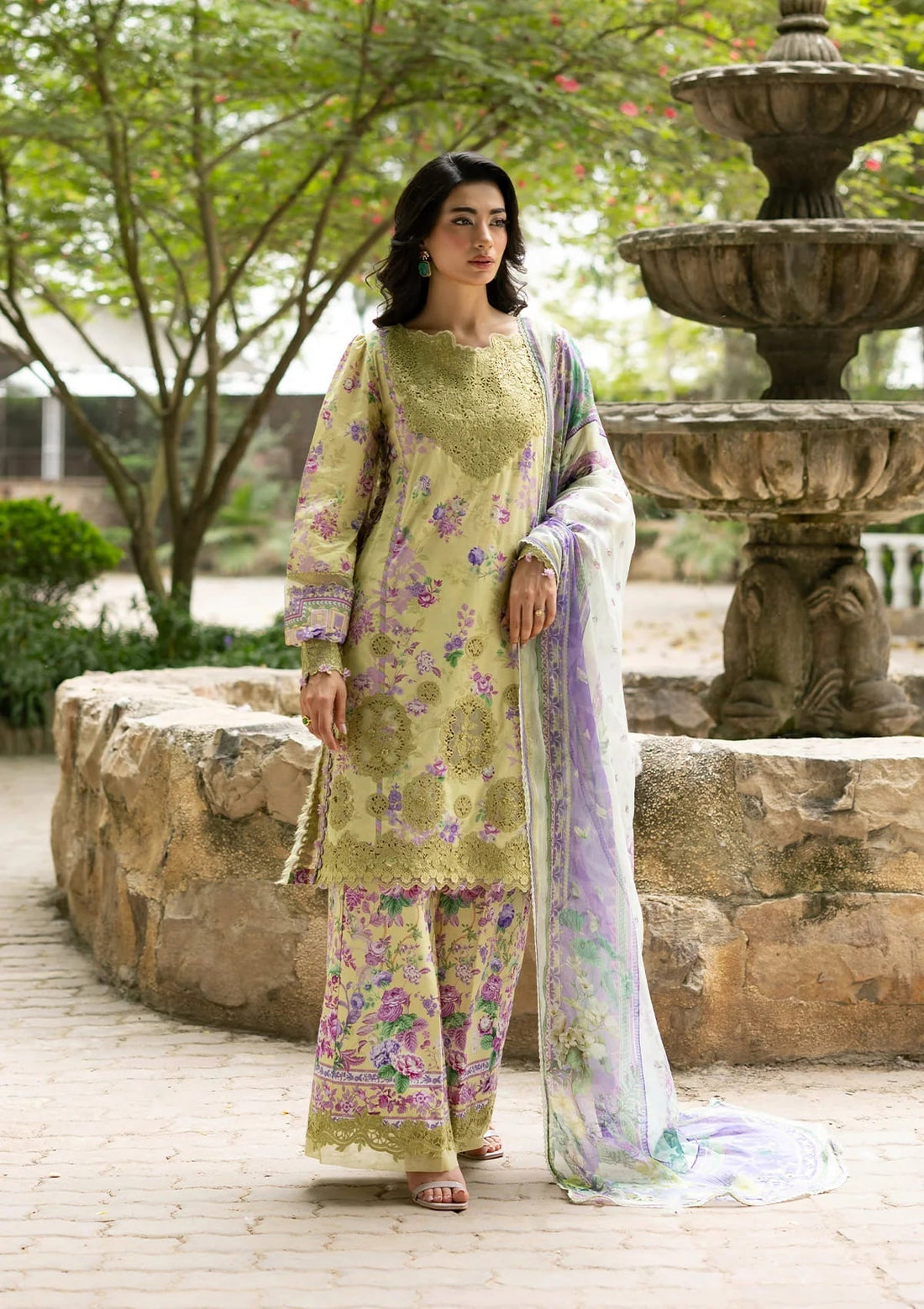 Elaf Premium | Signature Embroidered Lawn with Chiffon Collection 26 | ESG-8A OLIVIA - by Libasekhas UK - Registered Vendor of : Elaf Premium - 100% Original Designer Dress