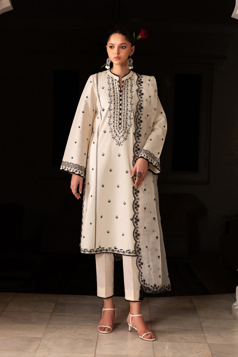 Zarif | Summer Lawn 26 | YARA - by Libasekhas UK - Registered Vendor of : Zarif - 100% Original Designer Dress