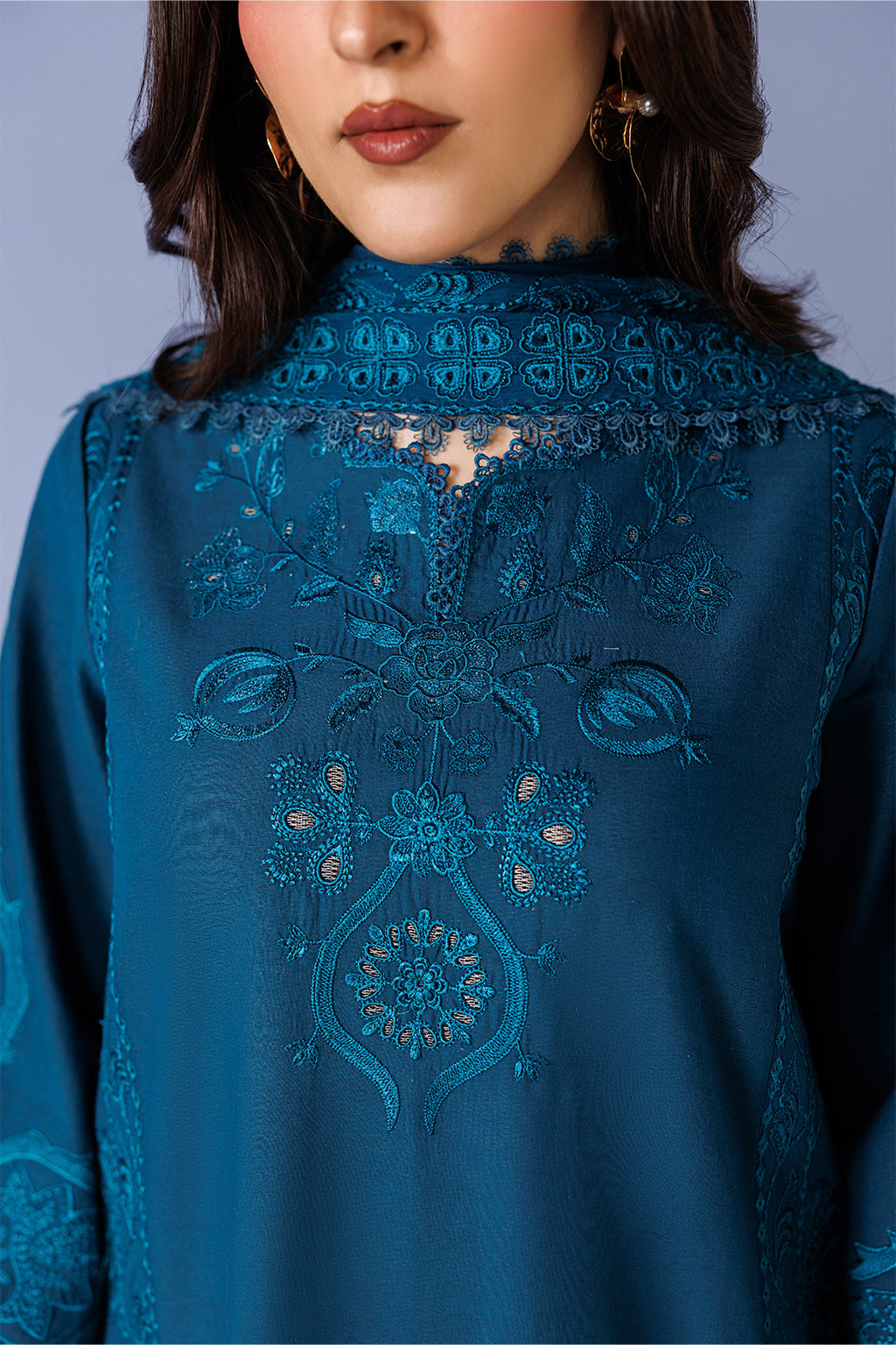 Emaan Adeel | Elevated Essentials 26 | AVENOIR - by Libasekhas UK - Registered Vendor of : Emaan Adeel - 100% Original Designer Dress