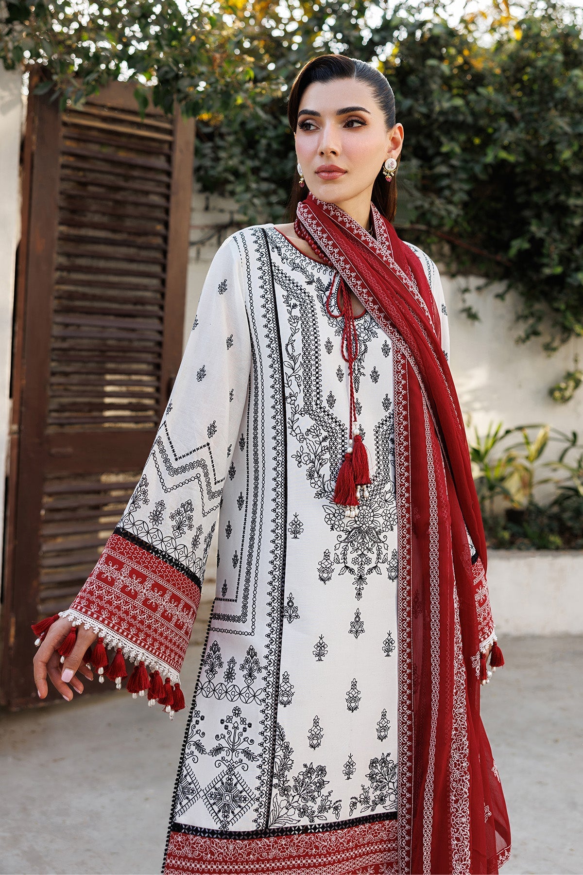 Alizeh | Eid Festive Lawn | AF-EL-7056-Kelly - by Libasekhas UK - Registered Vendor of : Alizeh - 100% Original Designer Dress