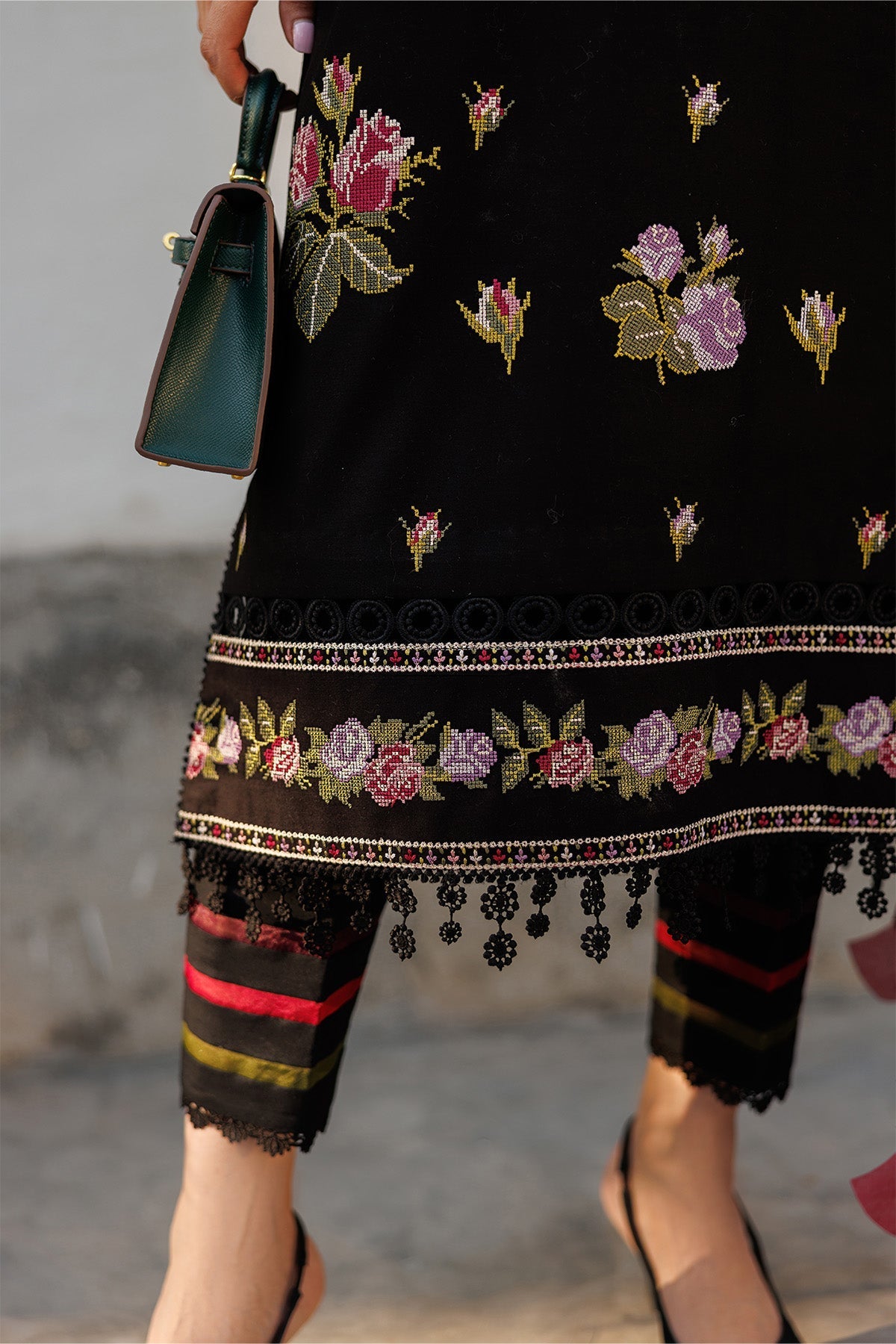 Alizeh | Eid Festive Lawn | AF-EL-7051-Vogue - by Libasekhas UK - Registered Vendor of : Alizeh - 100% Original Designer Dress