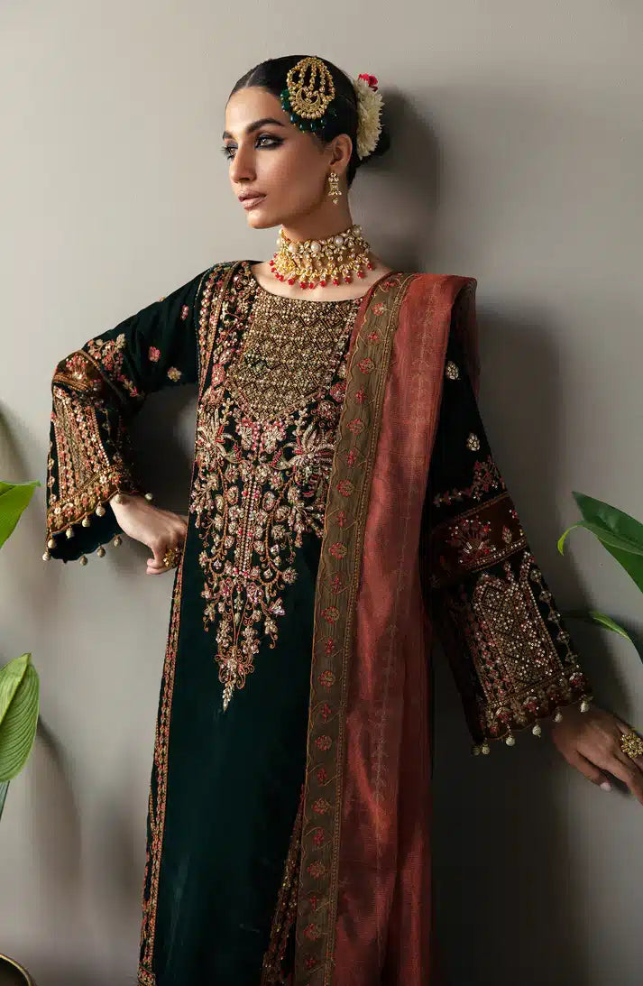Emaan Adeel | Makhmal Velvet Edition 23 | MK-06 VERSHA - by - Libasekhas UK - Registered Vendor of : Emaan Adeel - 100% Original Designer Dresss