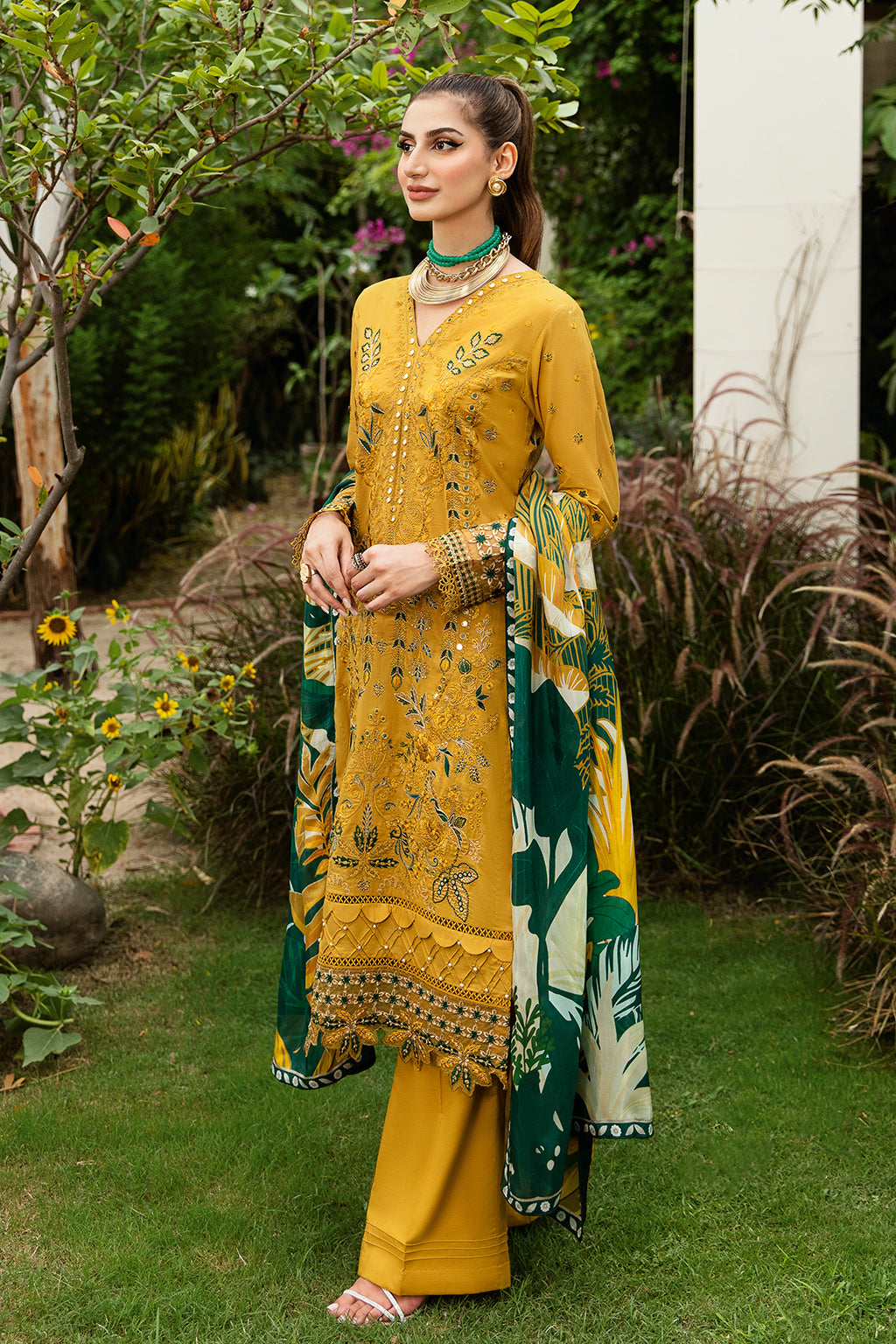 Ramsha | Luxury Lawn 24 | Y-805 - by - Libasekhas UK - Registered Vendor of : Ramsha - 100% Original Designer Dresss
