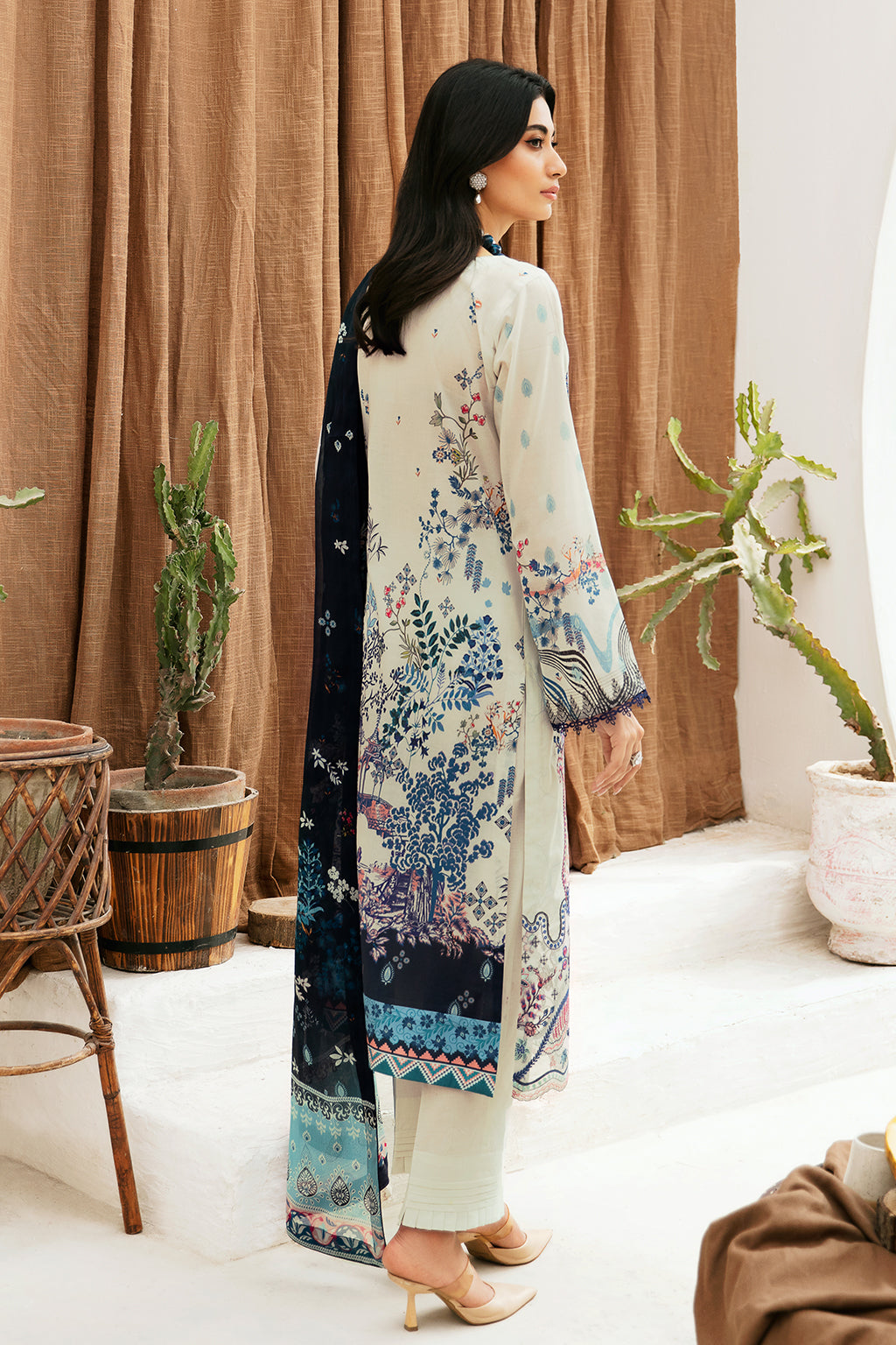 Ramsha | Mashaal Luxury Lawn | L-1107 - by - Libasekhas UK - Registered Vendor of : Ramsha - 100% Original Designer Dresss