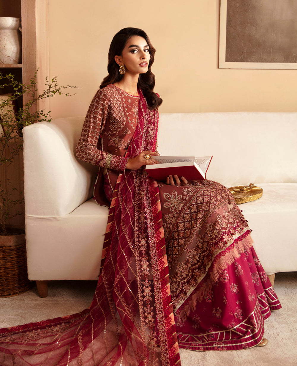 Xenia Formals | Raahi Luxury Formals | ISHAMA - by - Libasekhas UK - Registered Vendor of : Xenia Formals - 100% Original Designer Dresss