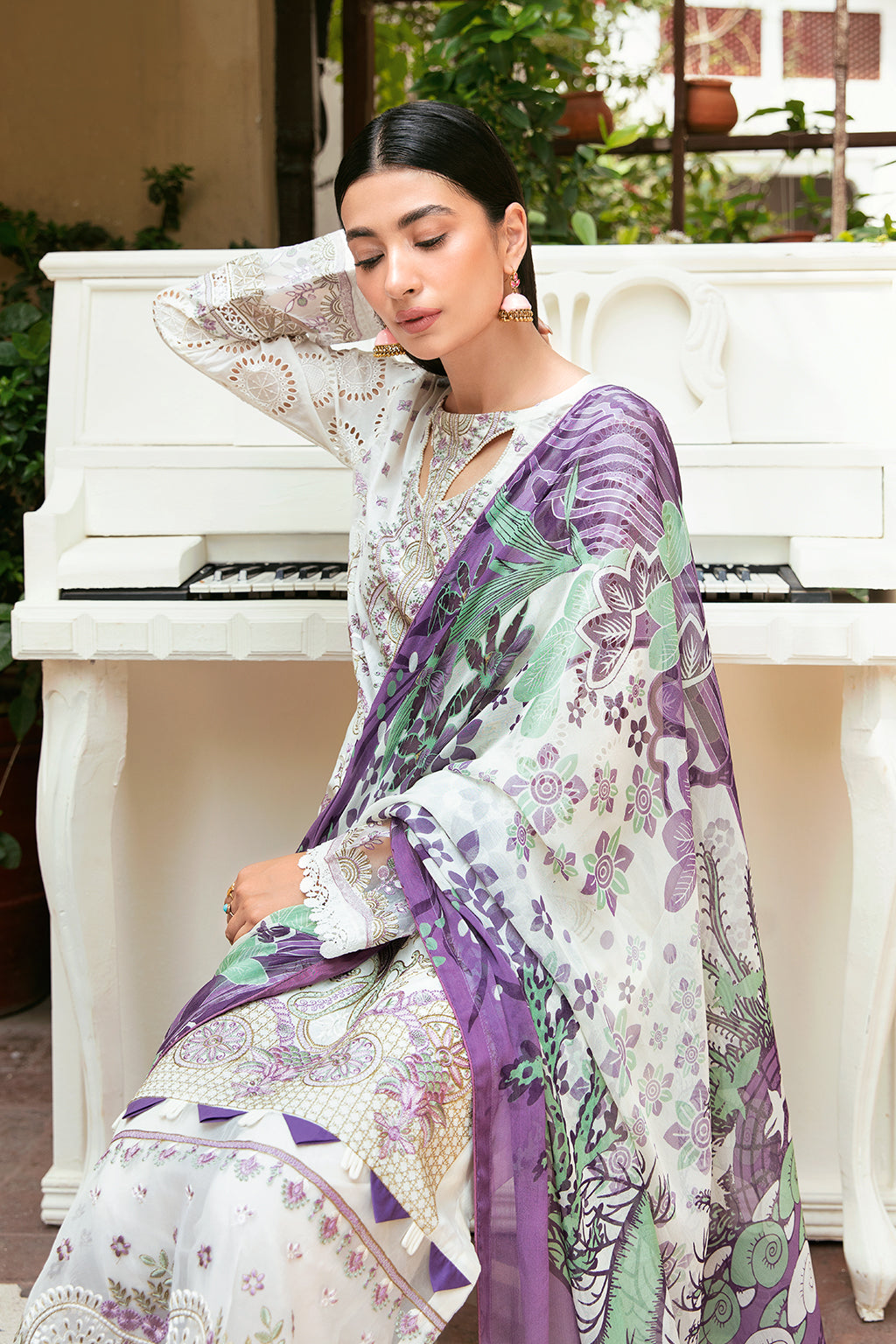 Ramsha | Luxury Lawn 24 | L-809 - by - Libasekhas UK - Registered Vendor of : Ramsha - 100% Original Designer Dresss