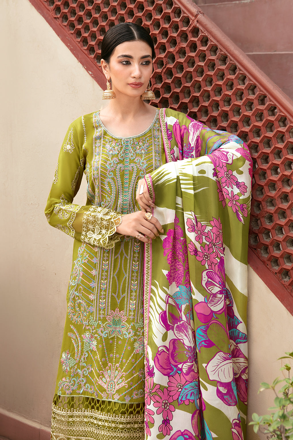 Ramsha | Mashaal Luxury Lawn | L-807 - by - Libasekhas UK - Registered Vendor of : Ramsha - 100% Original Designer Dresss