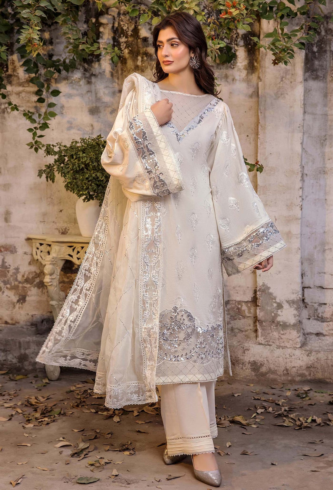 Adans Libas | Chikankari 25 | 4771 - by - Libasekhas UK - Registered Vendor of : Adans Libas - 100% Original Designer Dresss