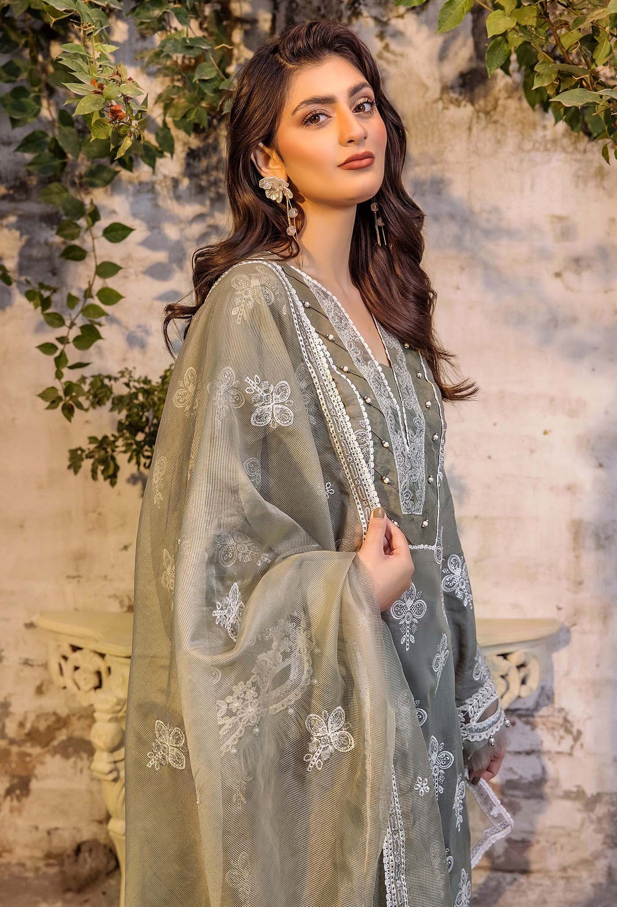 Adans Libas | Chikankari 25 | 4772 - by - Libasekhas UK - Registered Vendor of : Adans Libas - 100% Original Designer Dresss