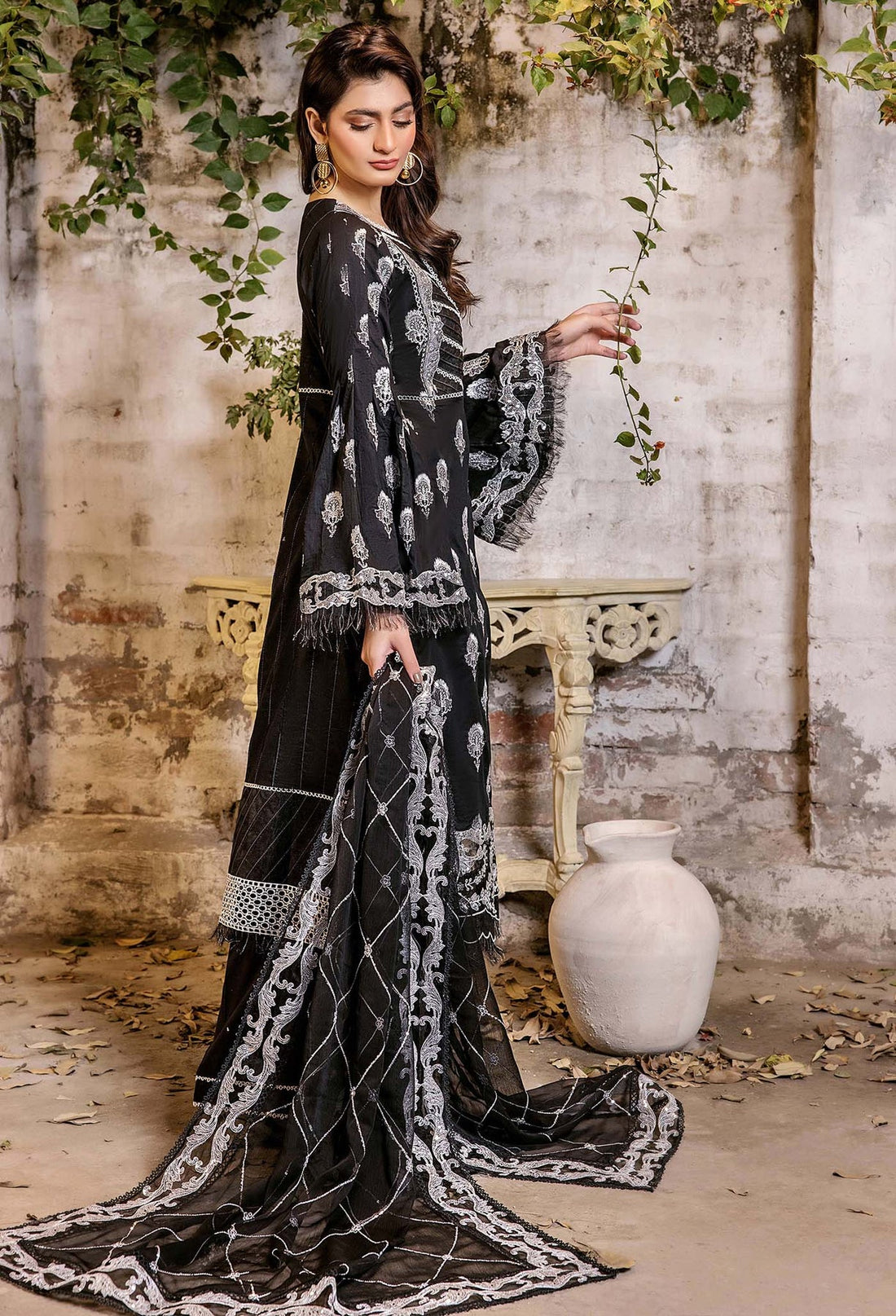 Adans Libas | Chikankari 25 | 4774 - by - Libasekhas UK - Registered Vendor of : Adans Libas - 100% Original Designer Dresss